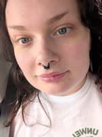 Sitter Profile Image: Arin L.