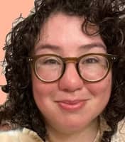 Sitter Profile Image: Nieves A.