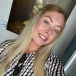 Sitter Profile Image: Julia M.