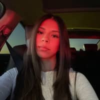 Sitter Profile Image: seanna v.