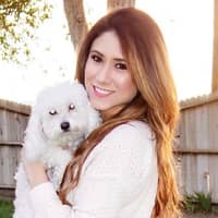 Sitter Profile Image: Cindy V.