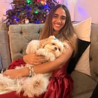 Sitter Profile Image: Sarah F.