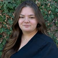 Sitter Profile Image: Arianna K.