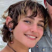 Sitter Profile Image: Erin C.