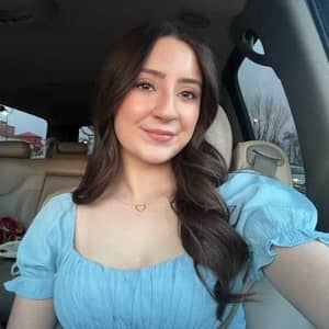 Sitter Profile Image: Brenda F.