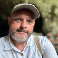 Sitter Profile Image: shaun p.