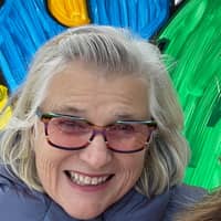 Sitter Profile Image: Lori M.