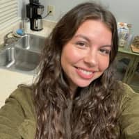 Sitter Profile Image: Hannah R.