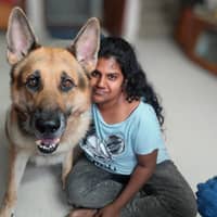 Sitterprofilbild: Devi J.