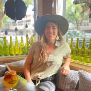 Sitter Profile Image: Lindsay H.