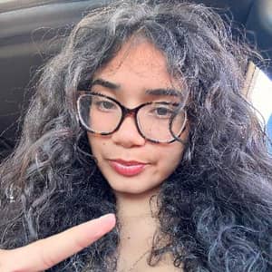 Sitter Profile Image: Elizabeth T.