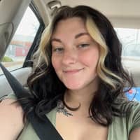 Sitter Profile Image: Grace L.