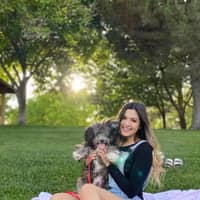 Sitter Profile Image: Estefania S.