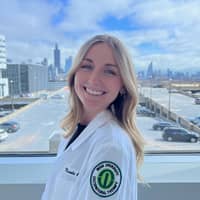 Sitter Profile Image: Nicole C.