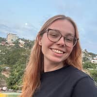 Sitter Profile Image: Hailey S.