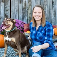 Sitter Profile Image: Cait H.