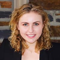 Sitter Profile Image: Bonnie W.