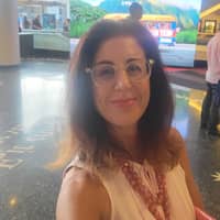 Sitter Profile Image: Lisa U.