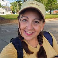 Sitter Profile Image: Angie F.