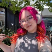 Sitter Profile Image: Victoria S.