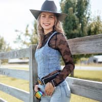 Sitter Profile Image: Hannah S.