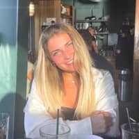 Sitter Profile Image: katie w.