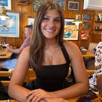 Sitter Profile Image: Sophia D.