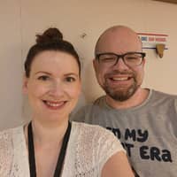 Sitter Profile Image: Linda & Alexander M.