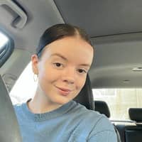 Sitter Profile Image: Jen P.