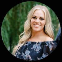 Sitter Profile Image: Lindsay N.