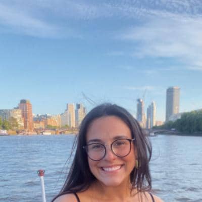 Sitter Profile Image: Miah V.