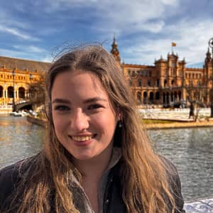 Sitter Profile Image: Elizaveta B.