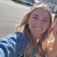 Sitter Profile Image: Maggie L.