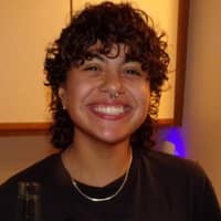 Sitter Profile Image: rebecca r.