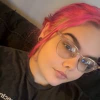 Sitter Profile Image: April T.