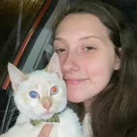 Sitter Profile Image: elisha w.