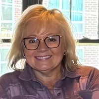 Sitter Profile Image: Sara R.