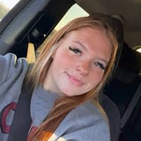 Sitter Profile Image: chloe h.