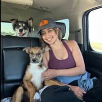 Sitter Profile Image: Leslie C.