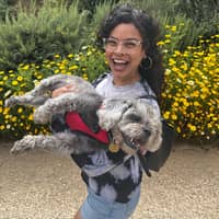 Sitter Profile Image: Laura O.