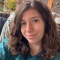 Sitter Profile Image: Madelyn R.