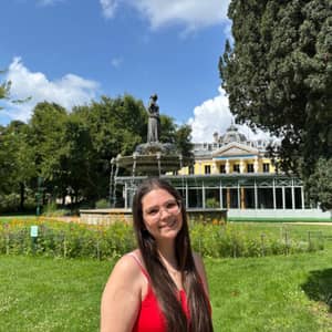 Sitter Profile Image: Kessy M.