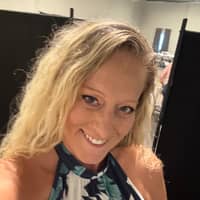 Sitter Profile Image: Tami R.