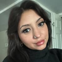 Sitter Profile Image: Rosalinda C.