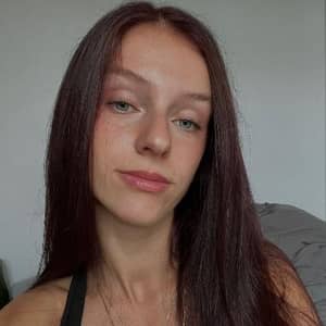 Sitter Profile Image: Méline S.