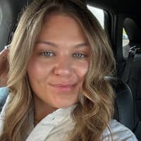 Sitter Profile Image: Bailey F.