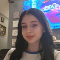 Sitter Profile Image: Ashlynn L.