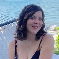 Sitter Profile Image: Elise H.