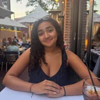 Sitter Profile Image: Charlotte G.