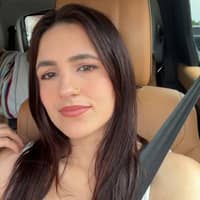 Sitter Profile Image: Serena P.